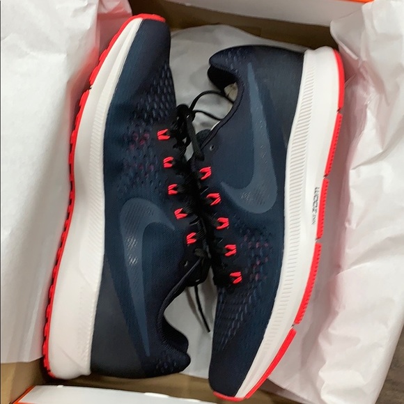 NIKE AIR ZOOM PEGASUS 34 Blk/Armory Navy-Red Orbit - Picture 4 of 16